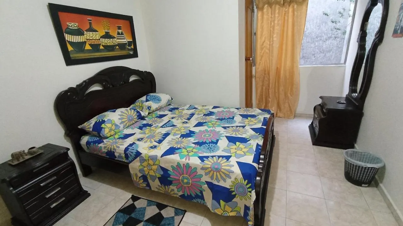 ¡Habitación privada con baño! Cali