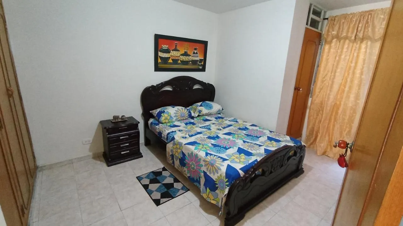 ¡Habitación privada con baño! Cali Colombia